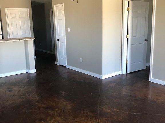 4th image of 115 Nikki Dr #A