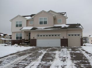 1120 Creekwood Dr N, Champlin, MN 55316