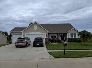 109 Wilmer Valley Dr, Wentzville, MO 63385