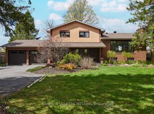 1477 Jarvis Dr, Ottawa, ON K1V1H1