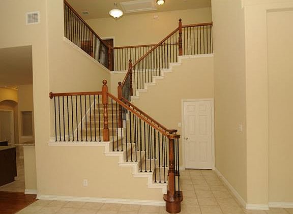 5th image of 3305 Marymount Dr