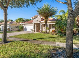 6725 Bulrush Ct, Greenacres, FL 33413