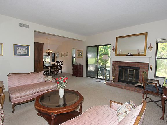 2nd image of 315A Heritage Hls #A