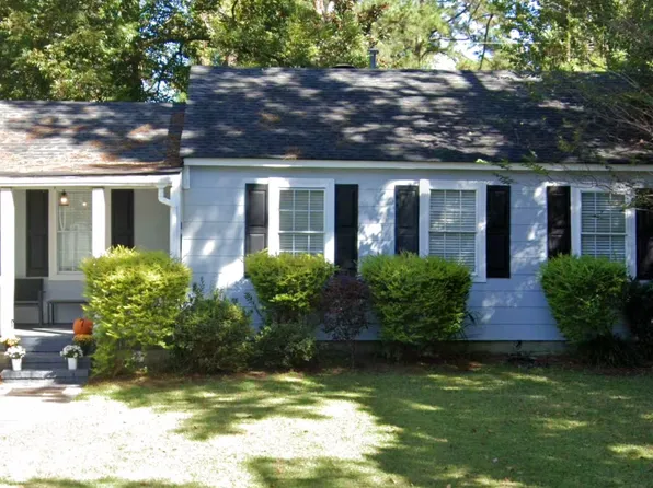 412 E 58th St, Savannah, GA 31405