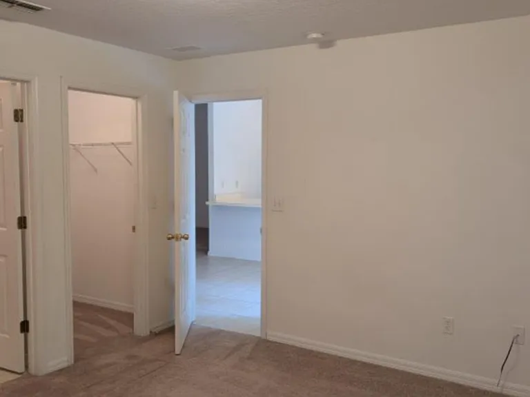 10 Eastern Pl #B — Photo 9