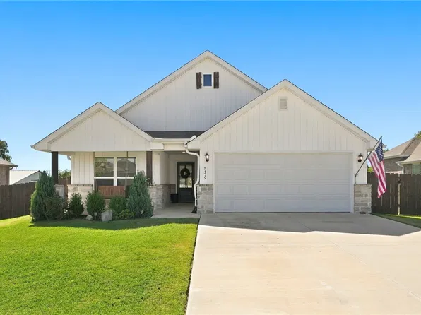 5479 Clear Springs Ave, Springdale, AR 72762