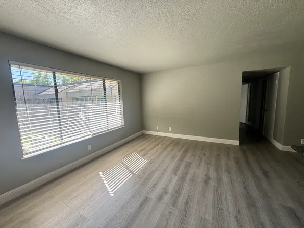 6724 Plymouth Rd, Stockton, CA