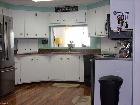 4th image of 14709 Constitution Way