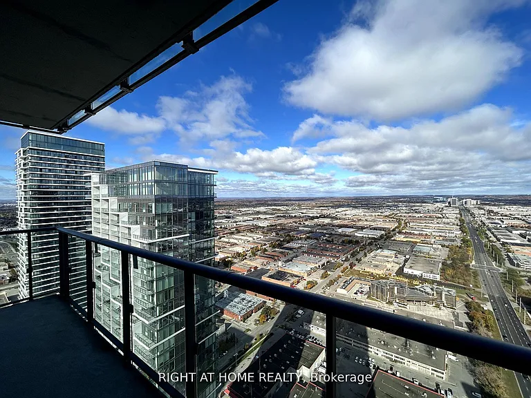 7890 Jane St #5207 — Photo 24