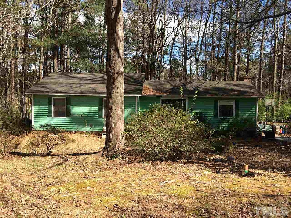 2nd image of 423 Ryan Rd