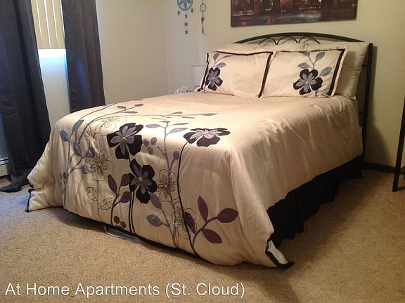 5th image of 815 Driftwood Dr APT 05