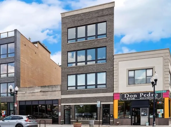 4062 N Lincoln Ave #4, Chicago, IL 60618