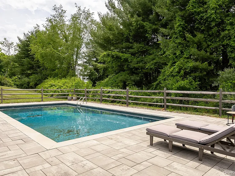 143 Starbarrack Rd — Photo 4