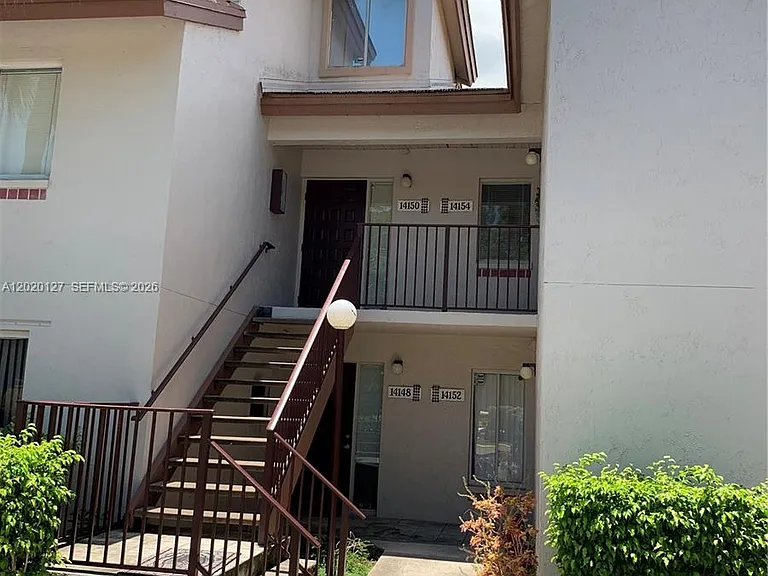 14148 SW 93rd Ln #14148 — Photo 1