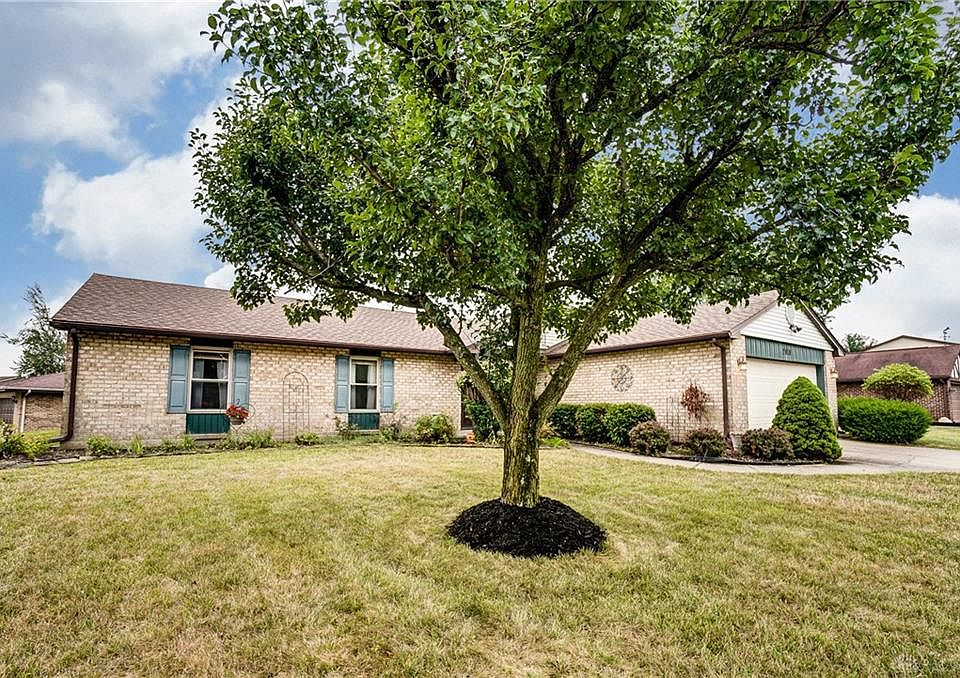 1st image of 2040 Sherwood Forest Dr