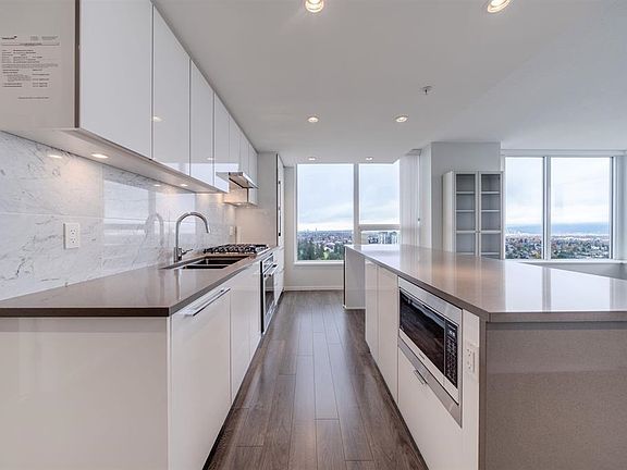 5th image of 5883 Barker Ave #2807
