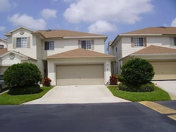 6400 46th Ave N APT 10, Kenneth City, FL 33709