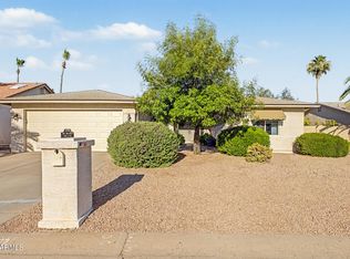 26609 S Truro Dr, Sun Lakes, AZ 85248