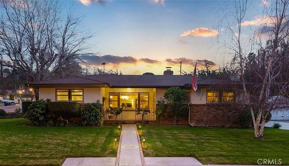 2916 Rockhill Way, Riverside, CA 92506 Zillow