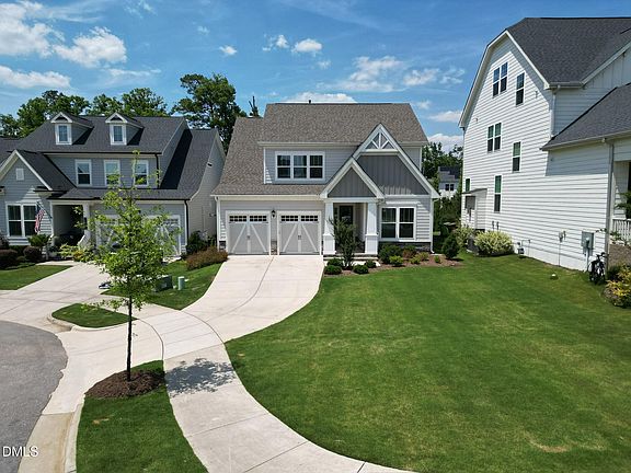 2nd image of 108 Acorn Crossing Rd