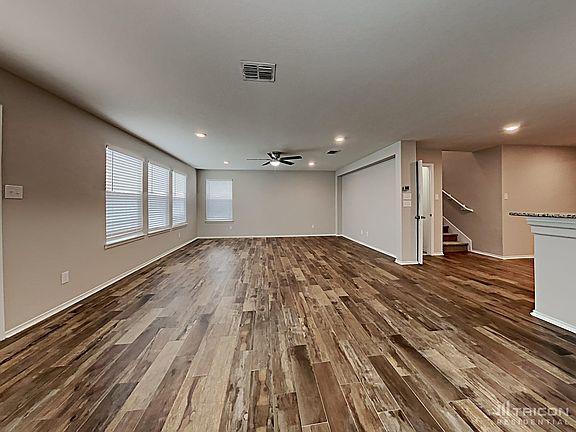 3rd image of 1322 Blue Jay Ct