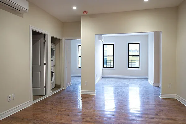 Rented by BIG Management NY | media 21