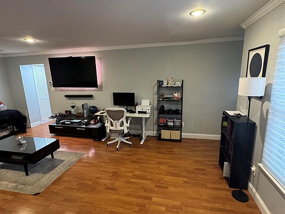 5th image of 175 Main Avenue #149