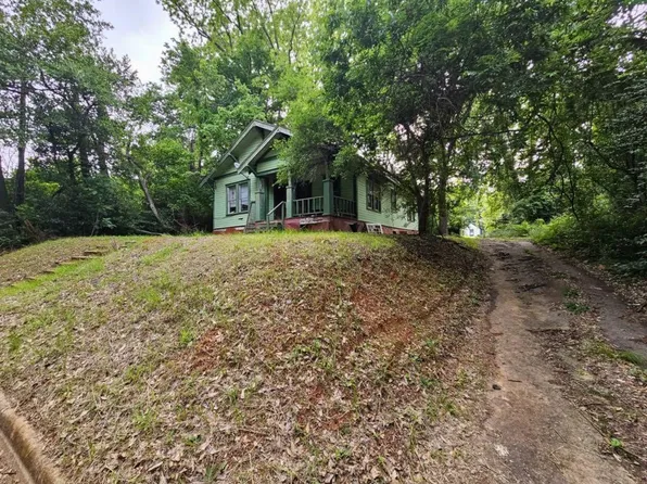 814 Moody St, Palestine, TX 75801