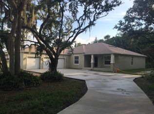 3934 Tanner Rd, Dover, FL 33527