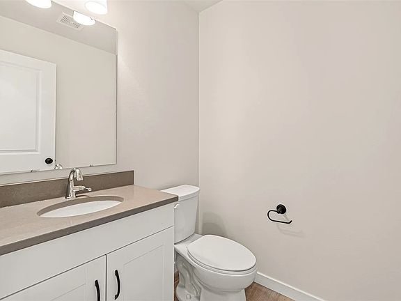 5th image of 1649 Aspen Ct