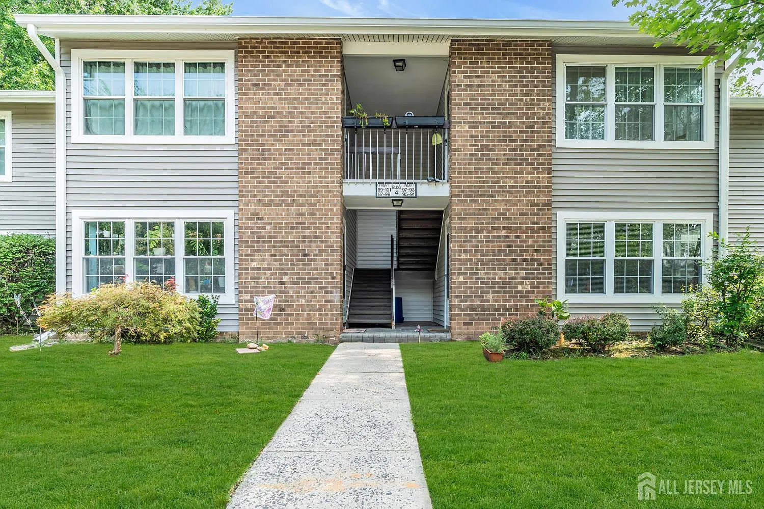 2 bed, 2.0 bath, $2,600 — Photo 4