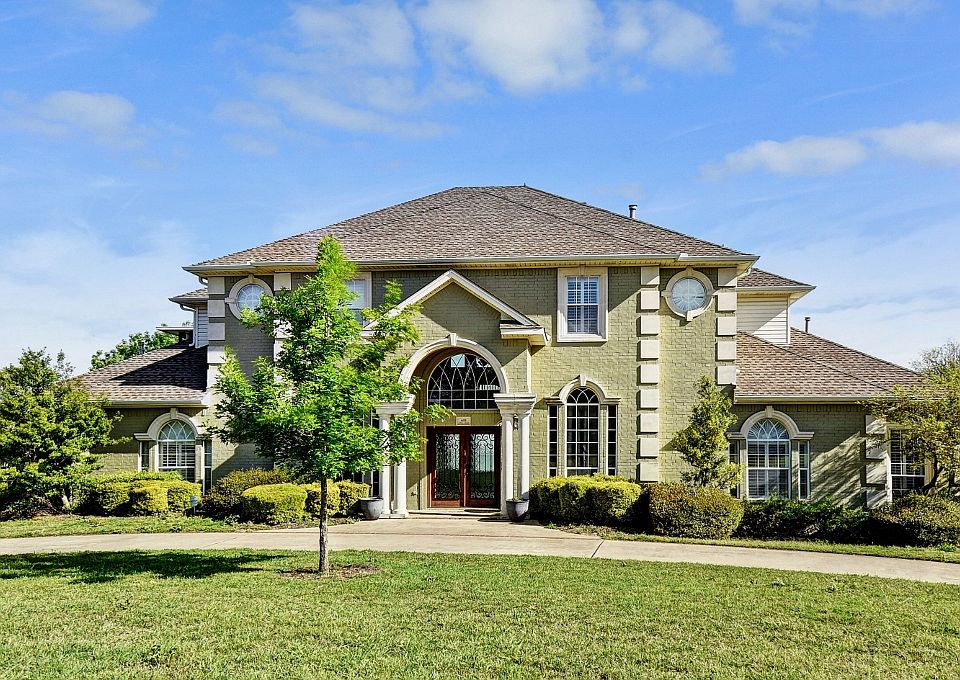 1st image of 608 Sorita Cir