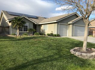3367 Whisper Sands Ave, Rosamond, CA 93560