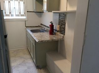 1080 Trent Rd, Camden, NJ 08104