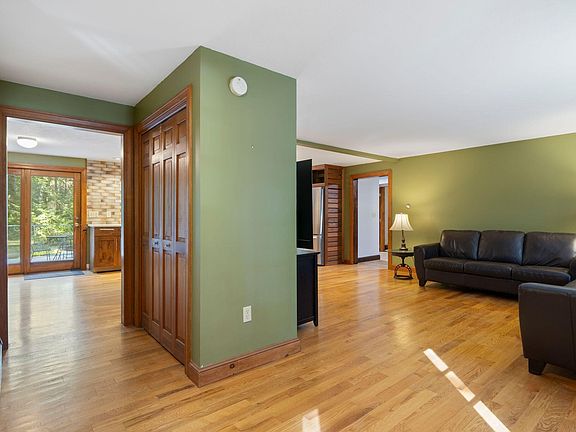5th image of 7 Christopher Terrace