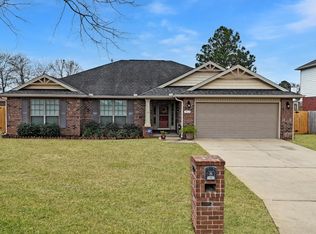 3062 Crown Creek Cir, Crestview, FL 32539