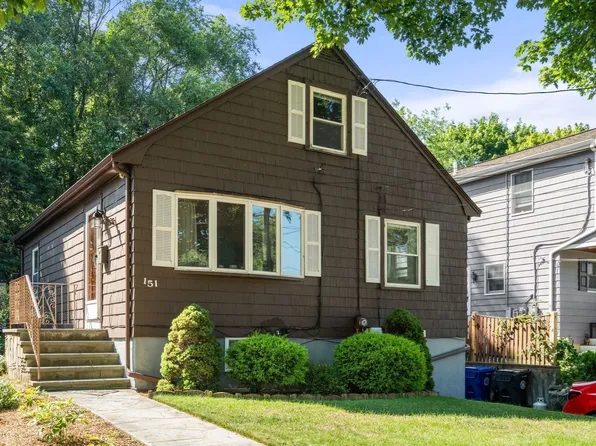 151 Wright St, Arlington, MA 02474