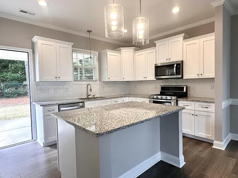 3355 Hopekirk Dr — Photo 5