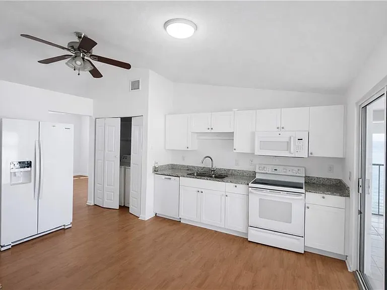 5424 16th Pl SW #C-3 — Photo 3
