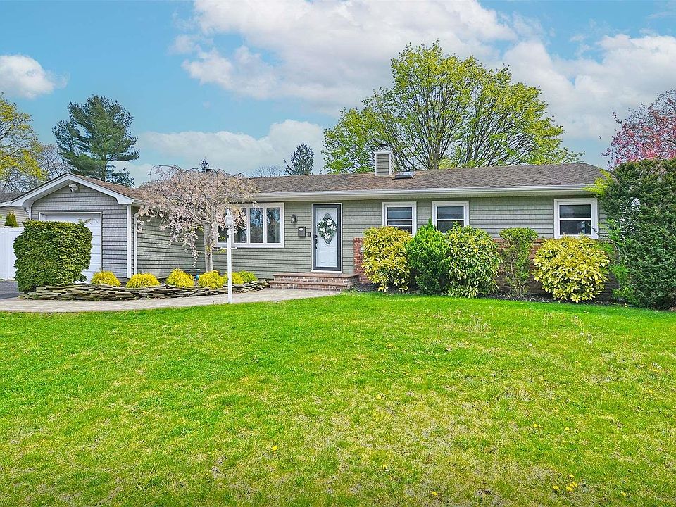 1st image of 52 Regina Drive