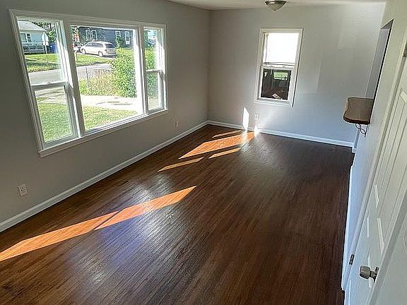 3rd image of 1218 W 17th St