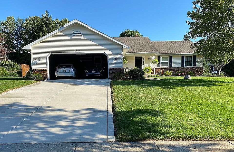 1st image of 2621 Westbrook Dr NW