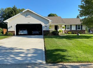 2621 Westbrook Dr NW, Grand Rapids, MI
