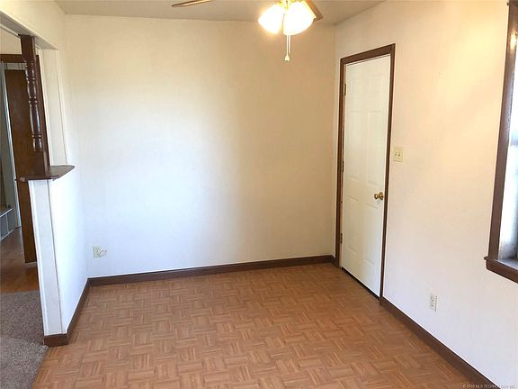 5th image of 823 N Hyden St