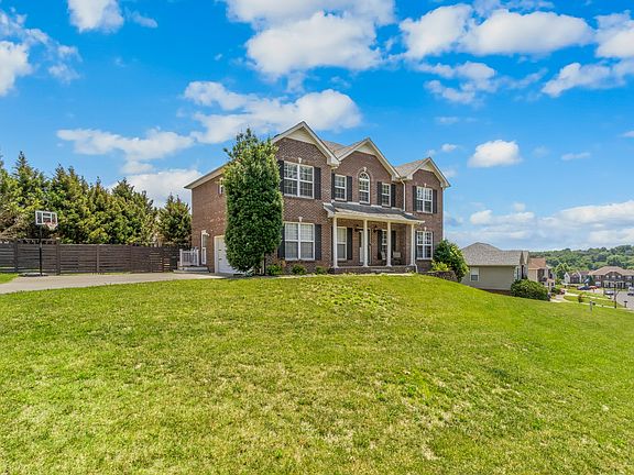 5th image of 709 Forrest Cove Ct