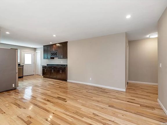 4th image of 18-30 125th St