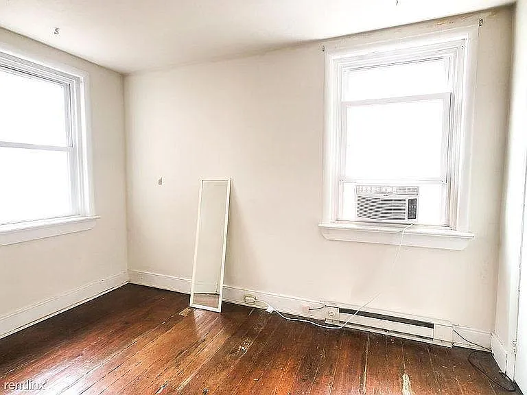 318 Butler Ave — Photo 11