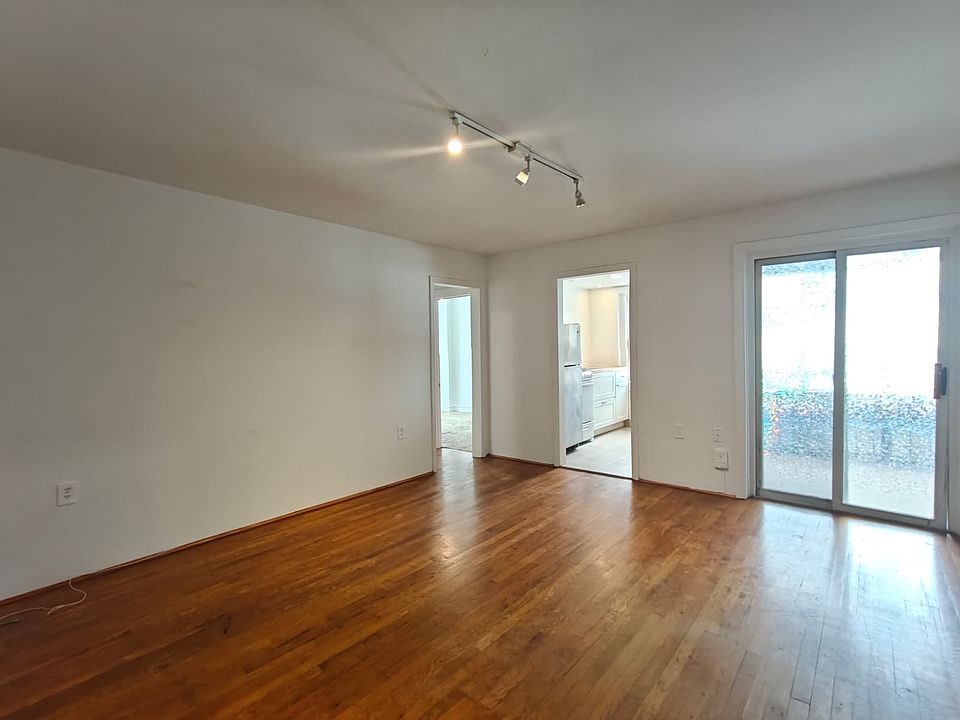 1st image of 1001 Andrews Ave #33
