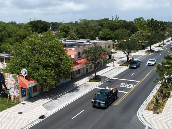 718 NW 15 Terrace, Fort Lauderdale, FL 33311