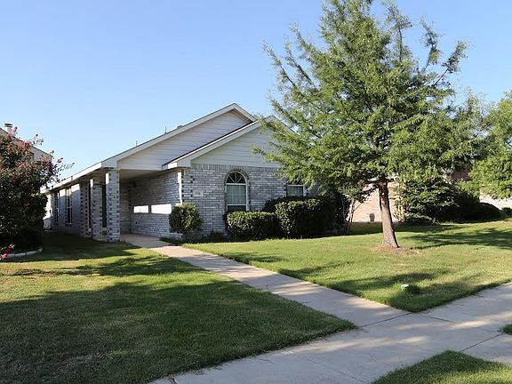 5th image of 710 Kerwin Ct